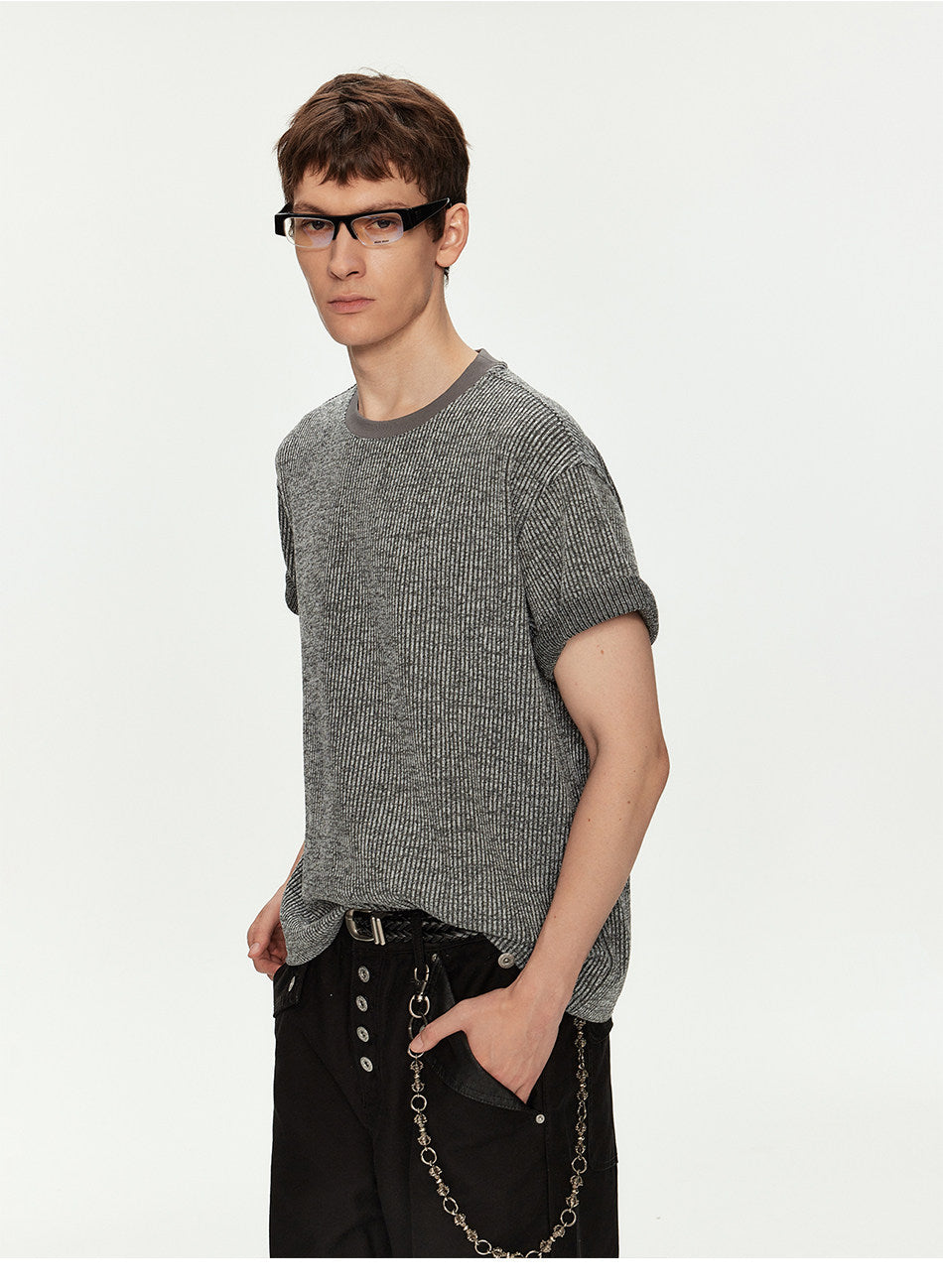 Round-Neck Vertical-Striped T-Shirt