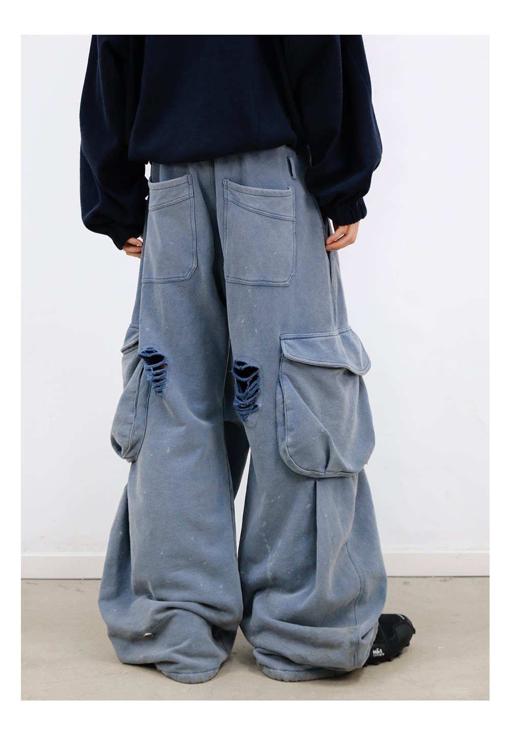 Double-Waist Cargo Sweatpants