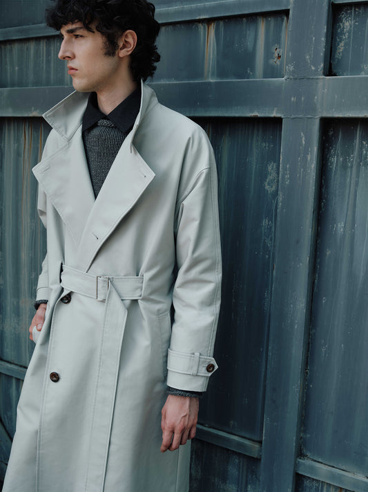 Coat with adjustable belt