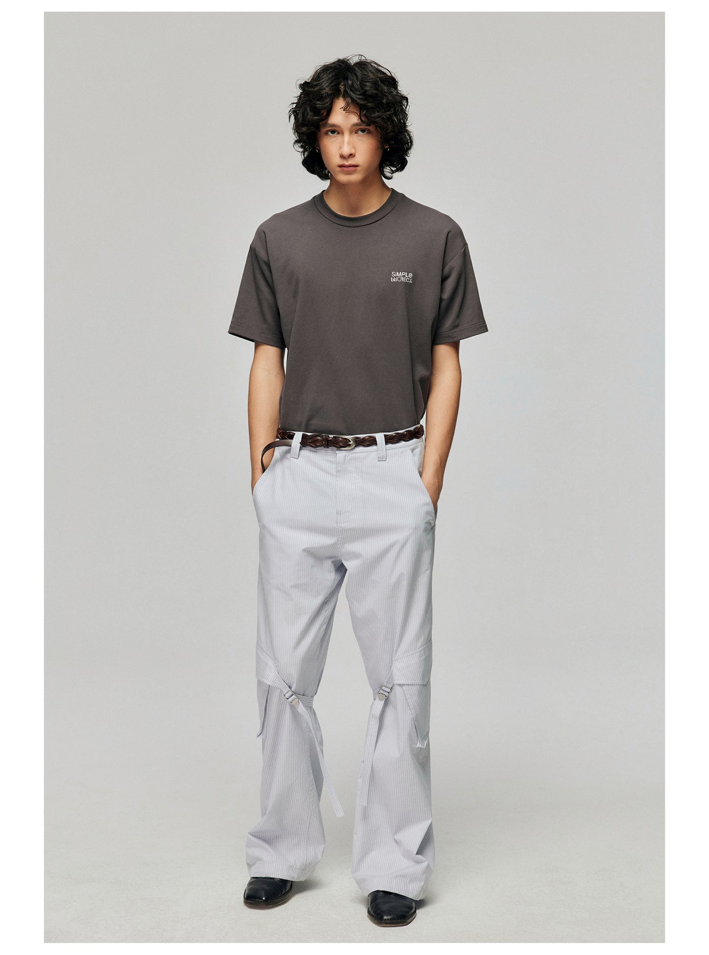 Adjustable strap casual pants