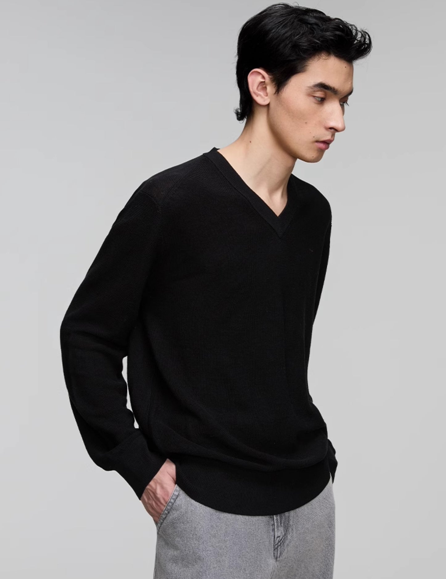 V-neck loose casual knit