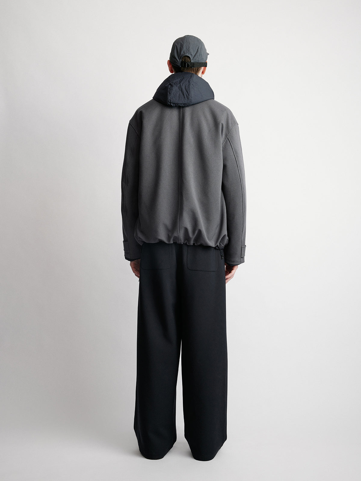 Short Wide Zipper Jacket