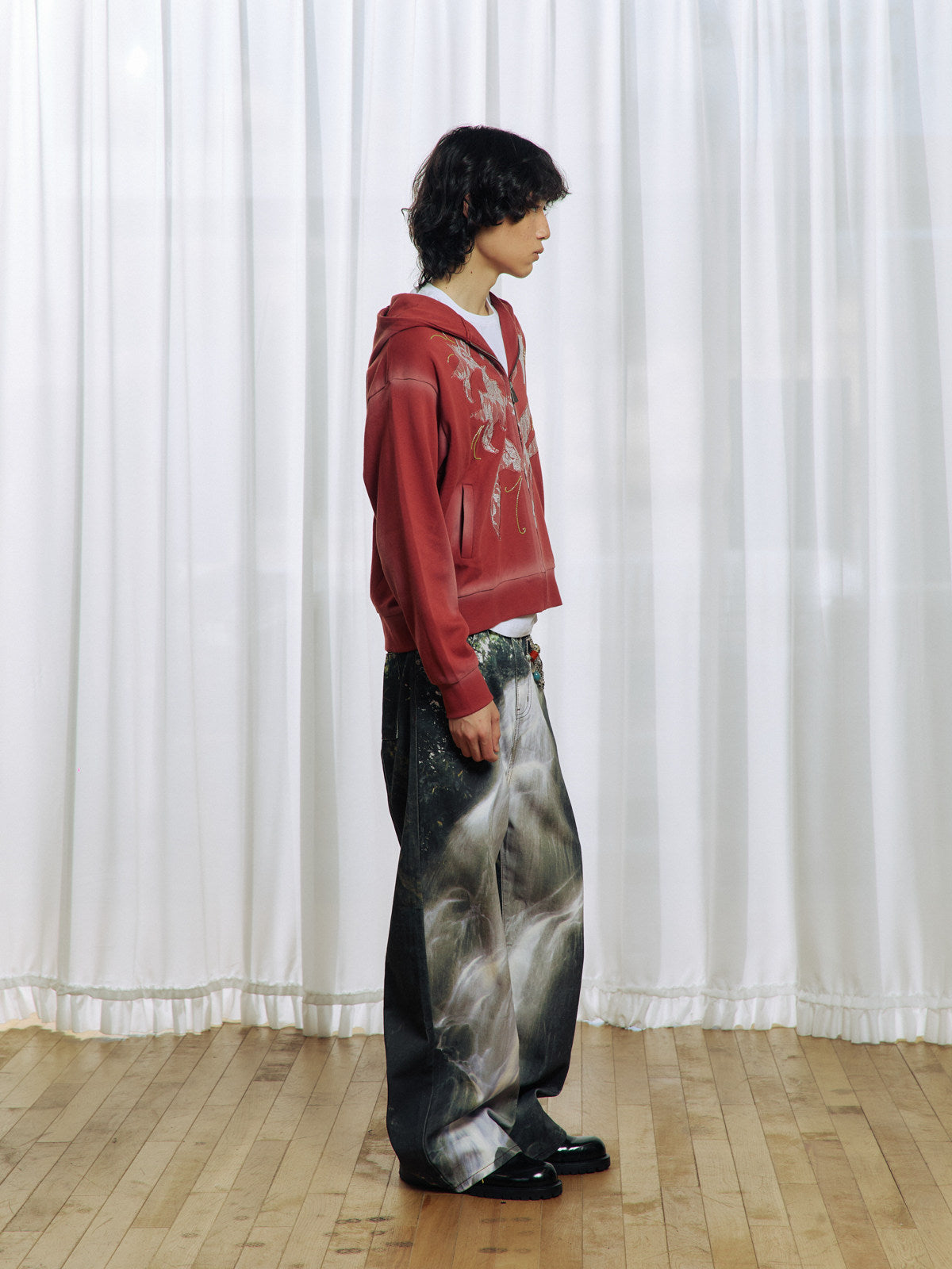 Lace-trimmed hooded sweatshirt