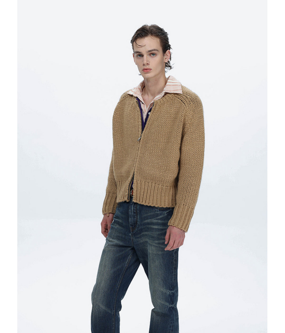 Short-Fit Waist Cardigan