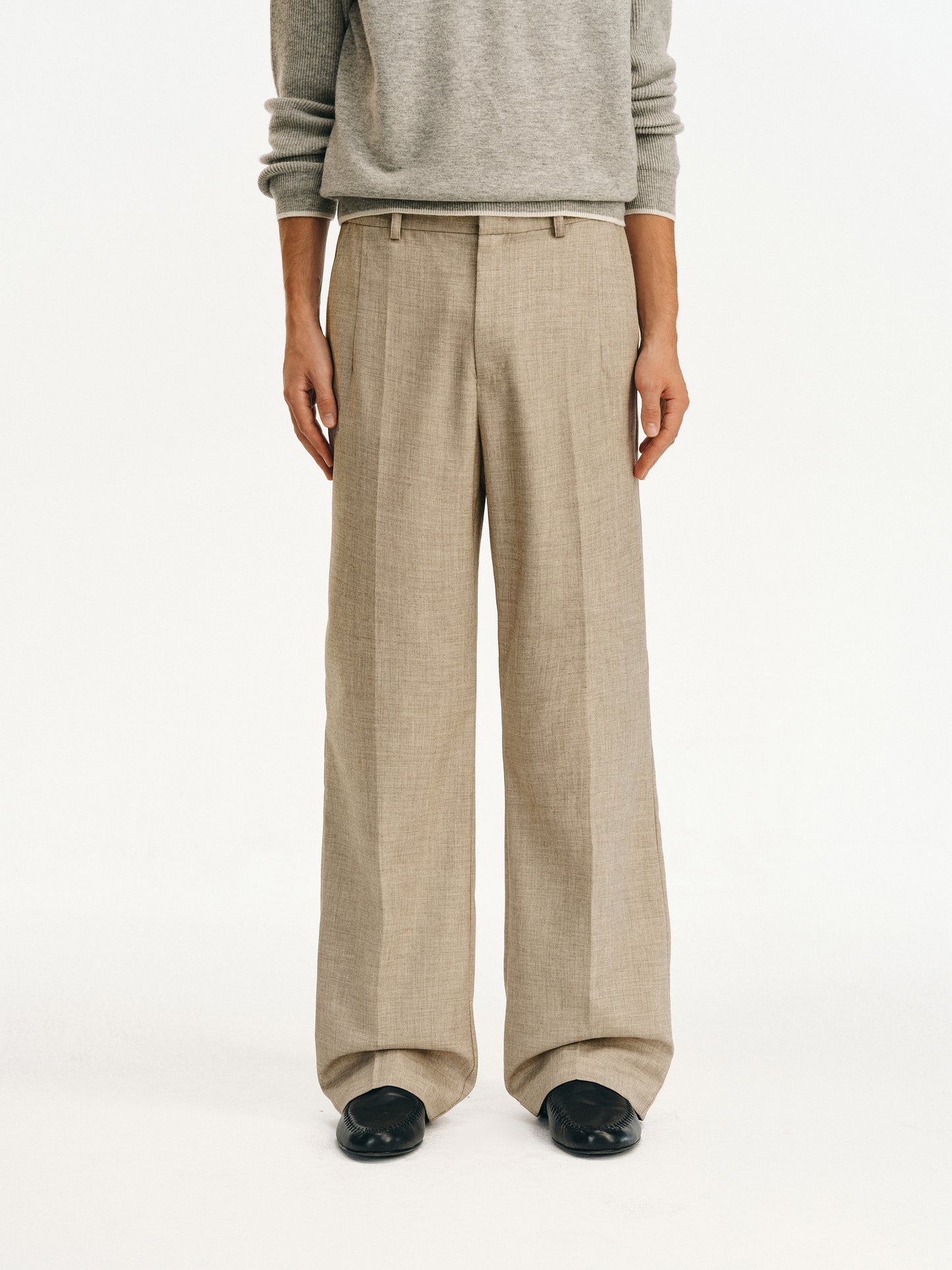 Wrinkle-Resistant Wool Casual Pants