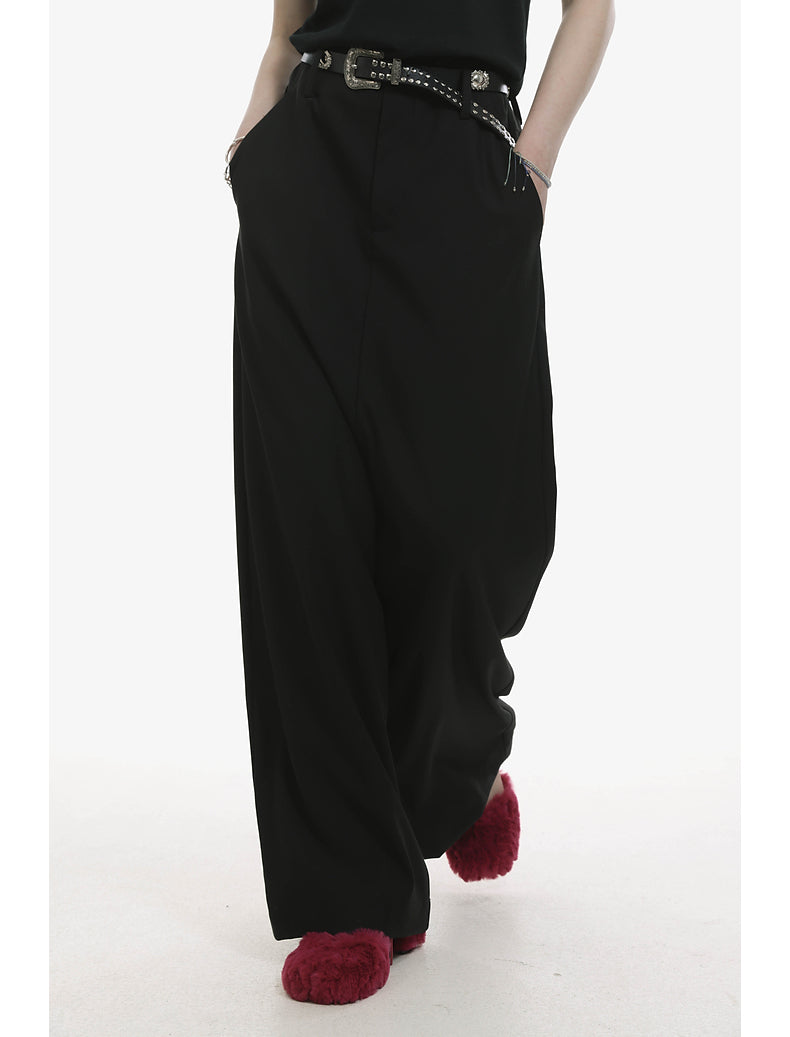 Low-end style silhouette drape pants