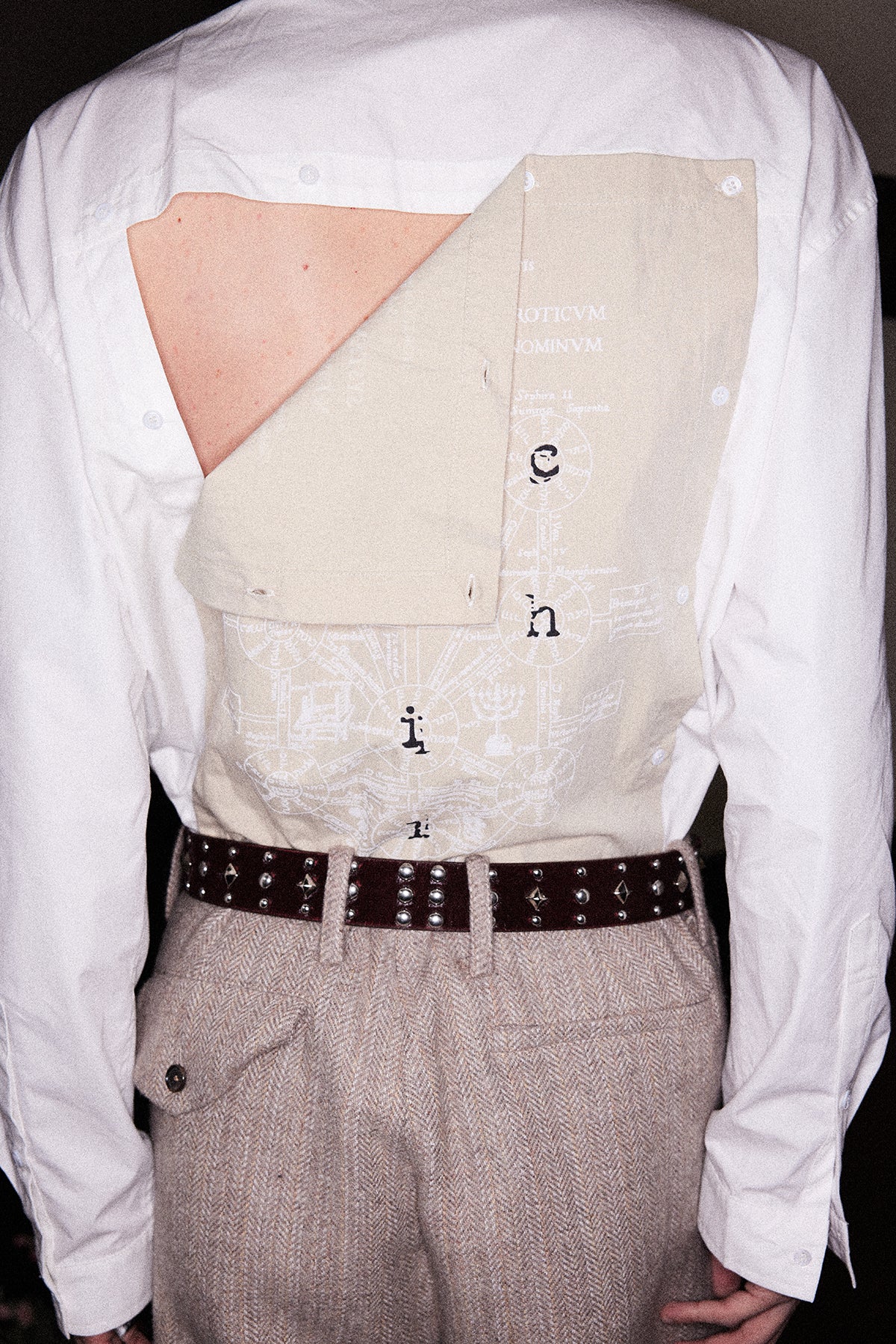 Paper Button Printed Patch Shirt