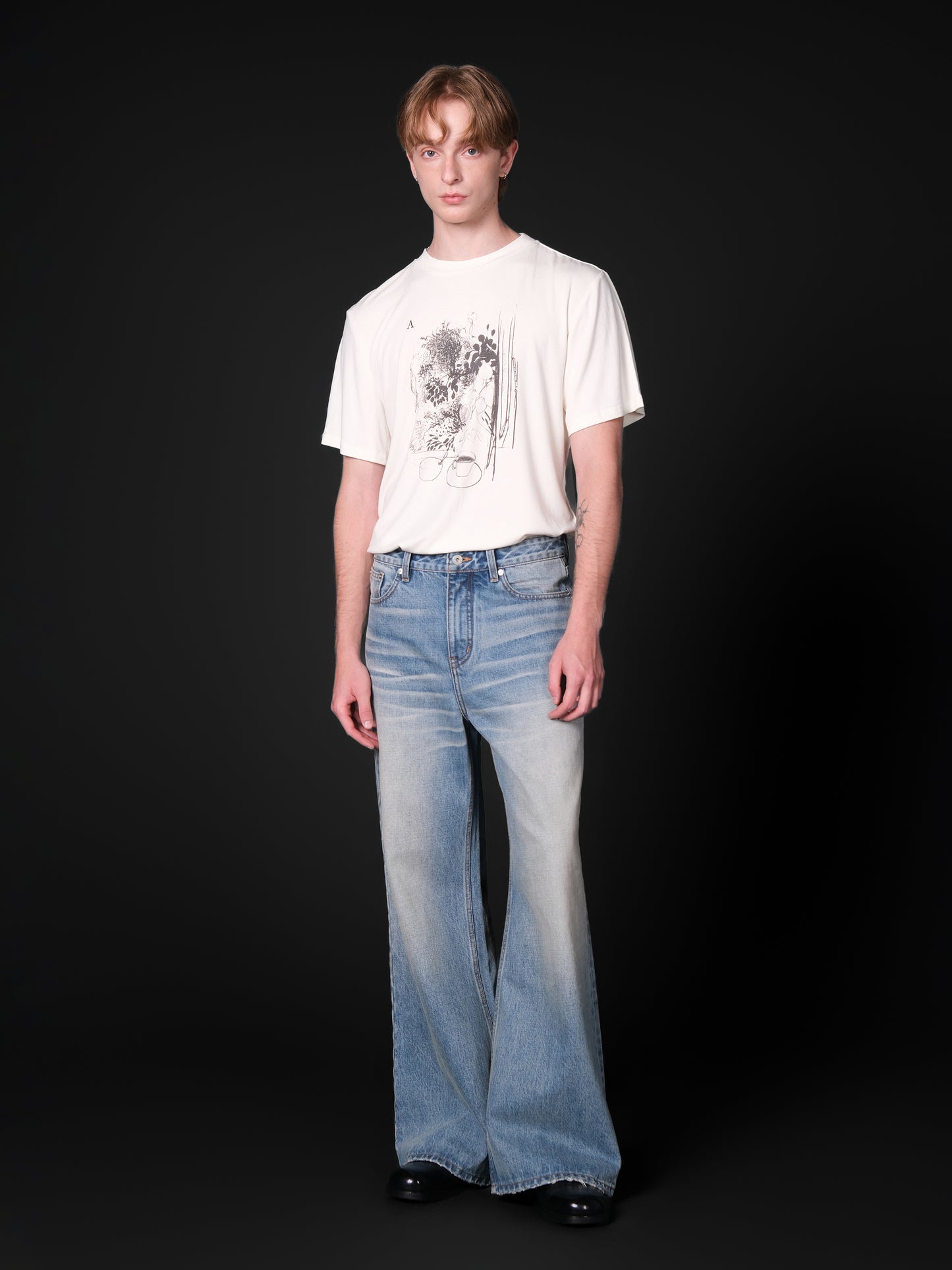 Distressed A-line jeans