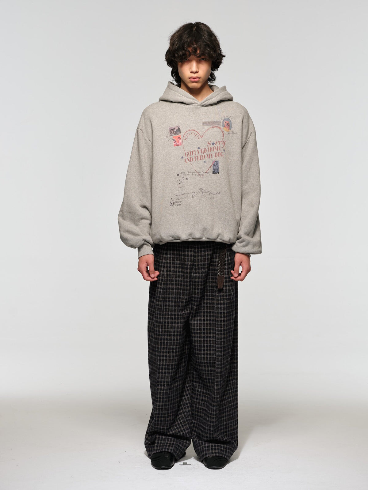 Short, Wide-Fit Sweatshirt