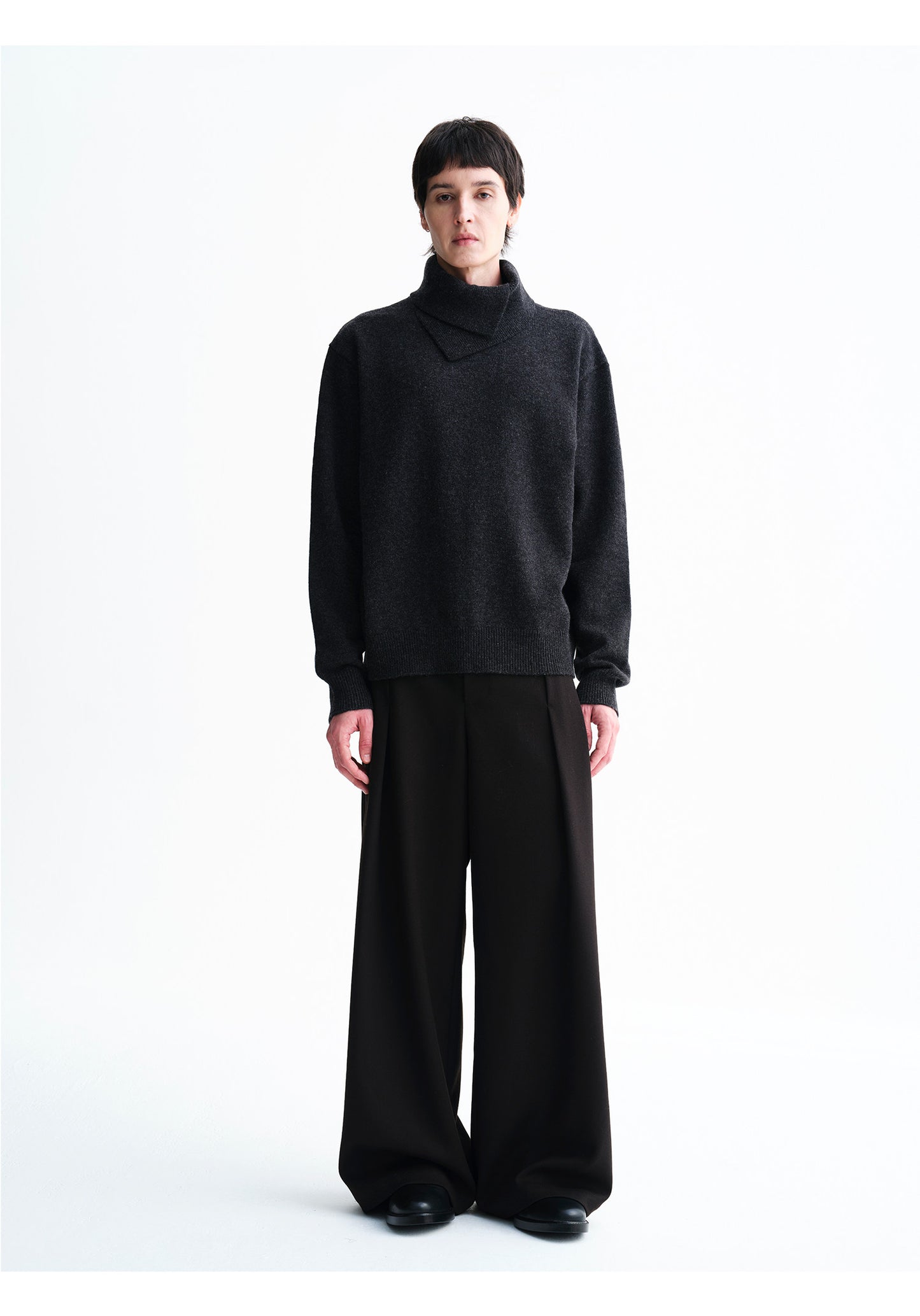 Unisex Pleated Wide-Leg Pants