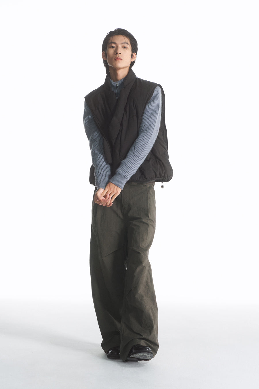 Diagonal Collar Cotton Vest