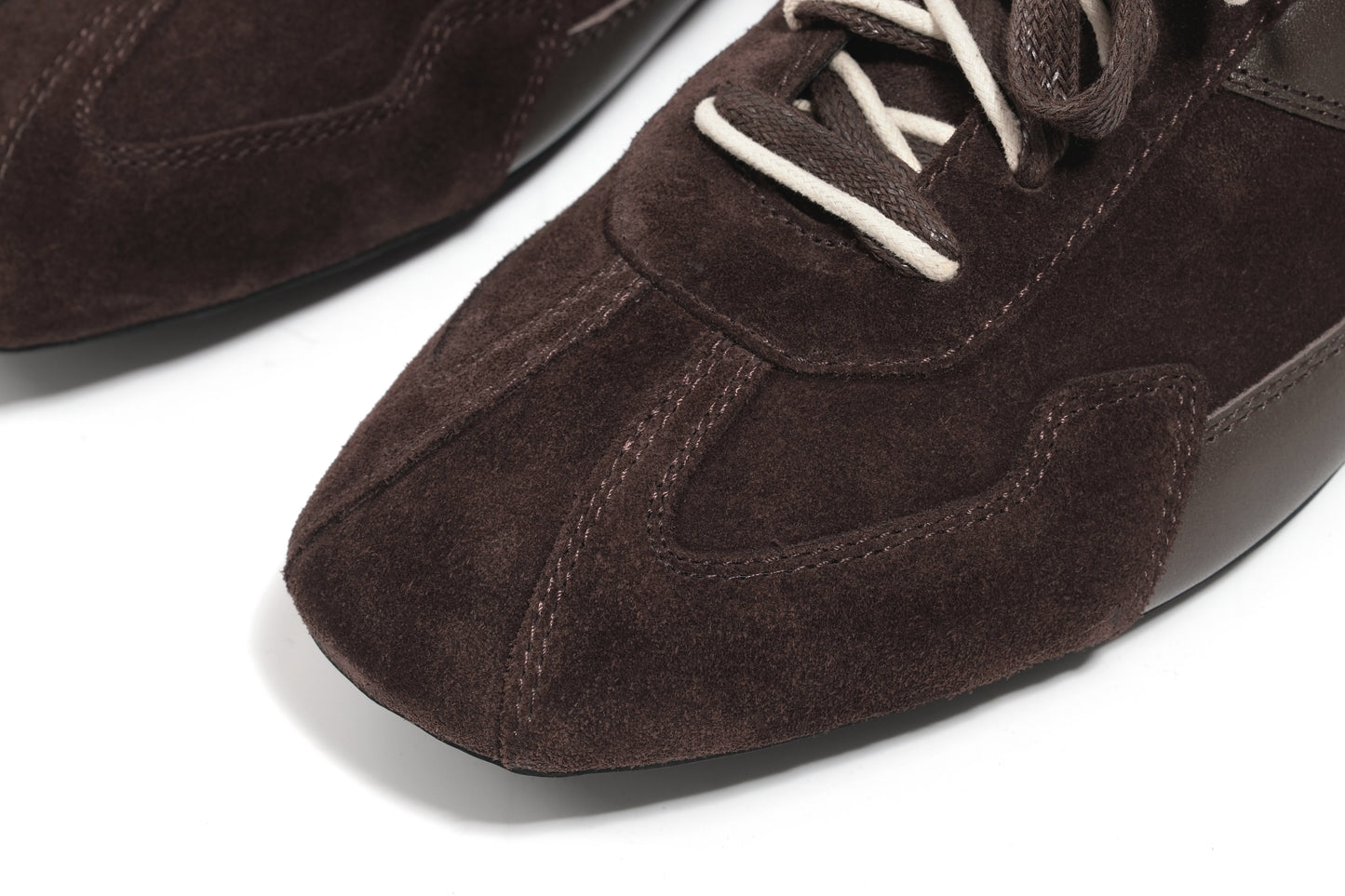 Low-Profile Training Shoes