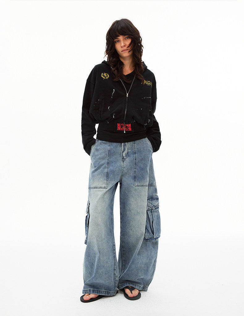 Large-Pocket Washed Jeans