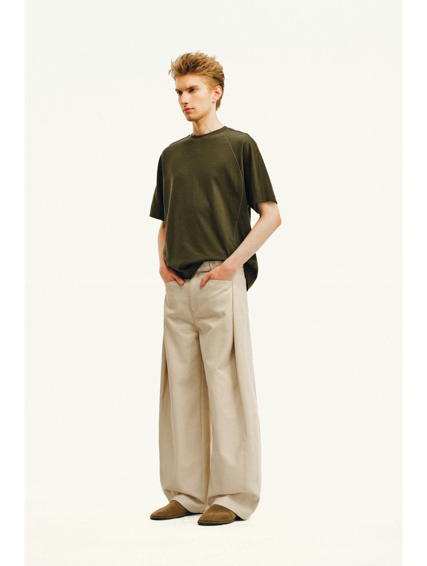 Pleated Casual Pants with Belt