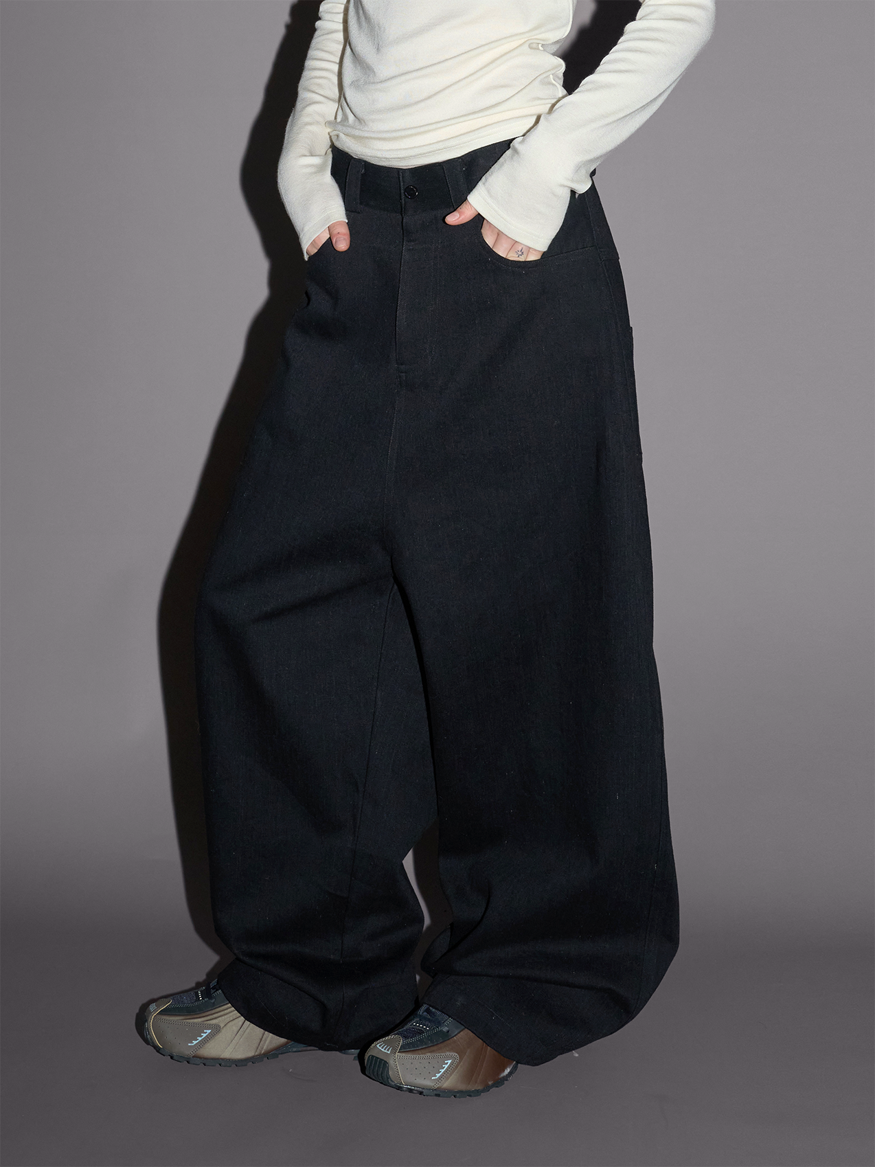 Oversized Loose-Fit Casual Pants