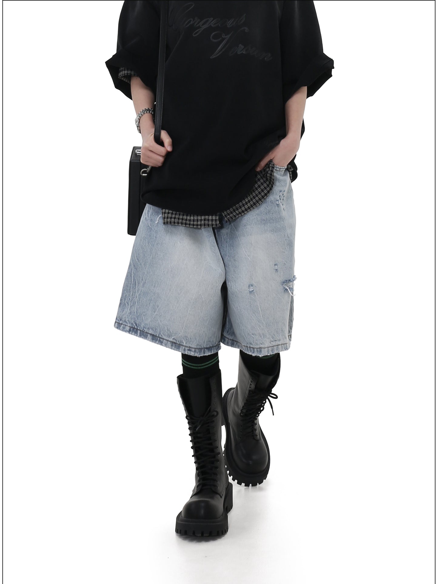 Loose-fitting straight shorts