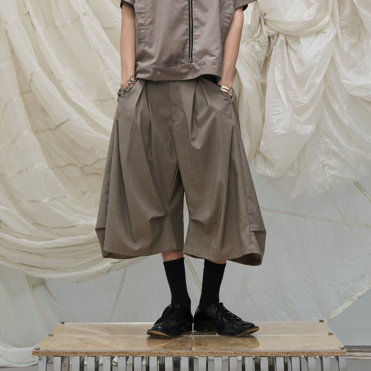 Draped cropped pants