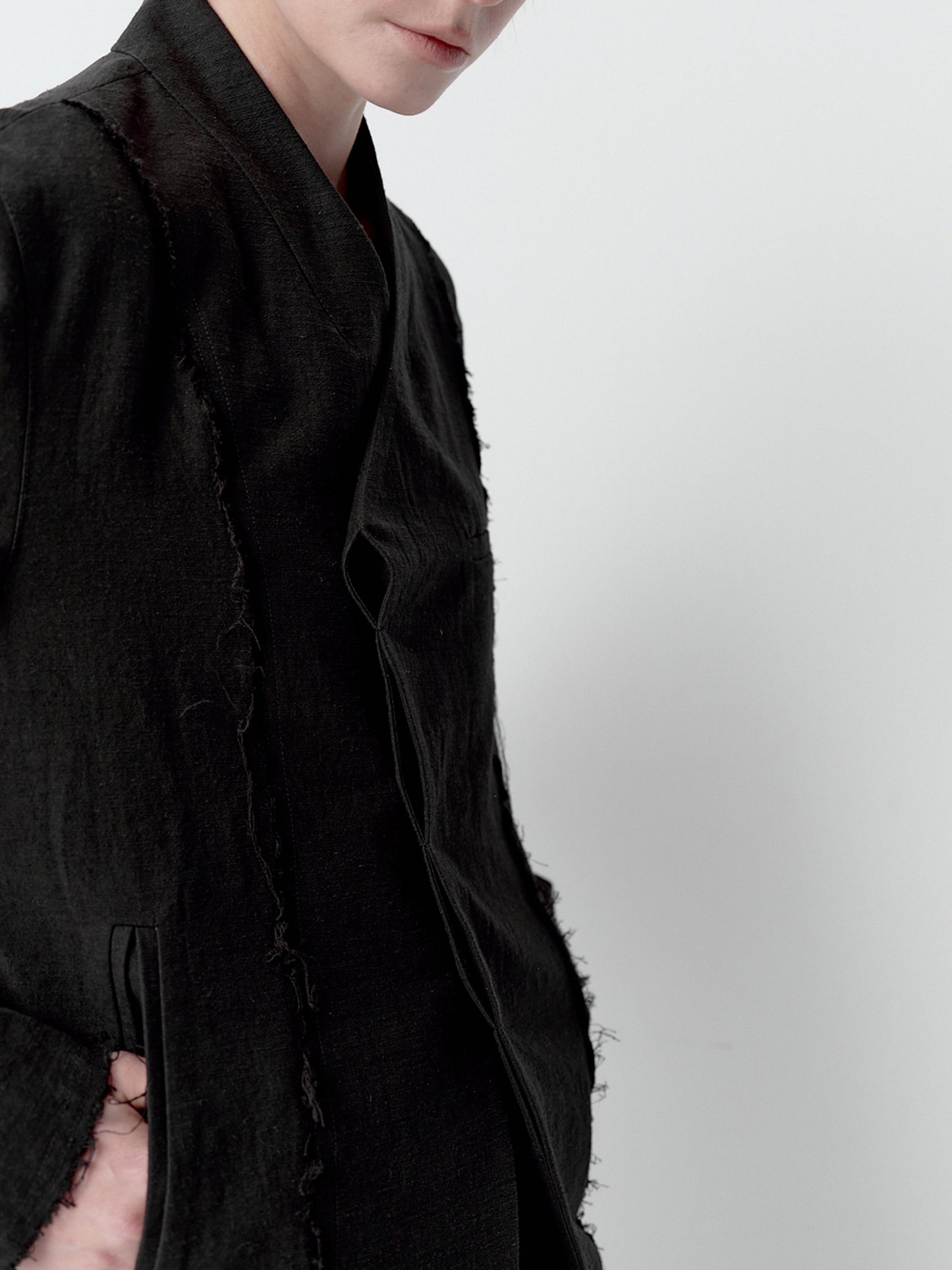 디스트레스드 프린지 재킷