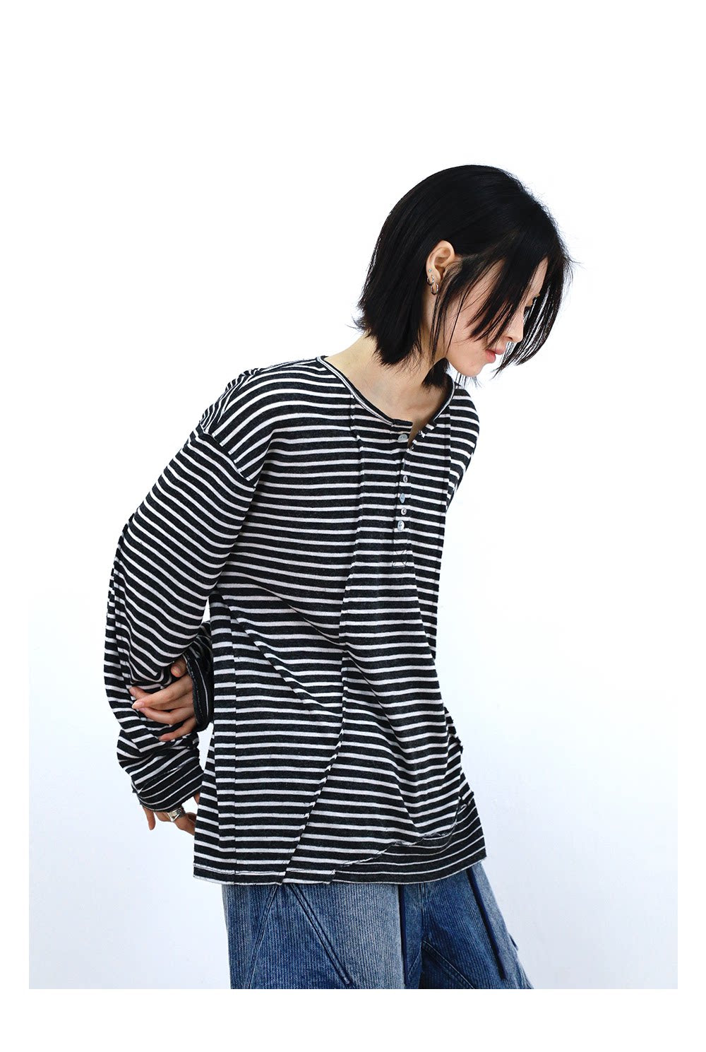 Button-down collar T-shirt