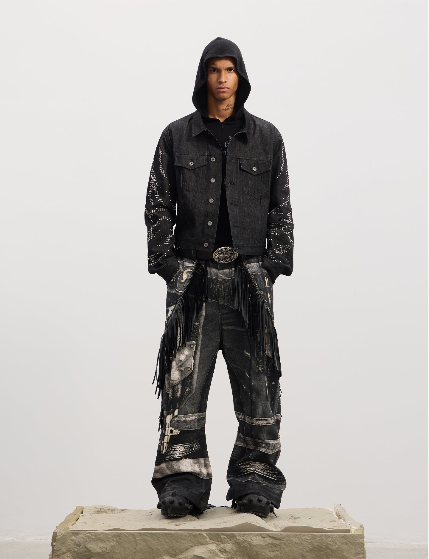 Double Gun Print Jeans