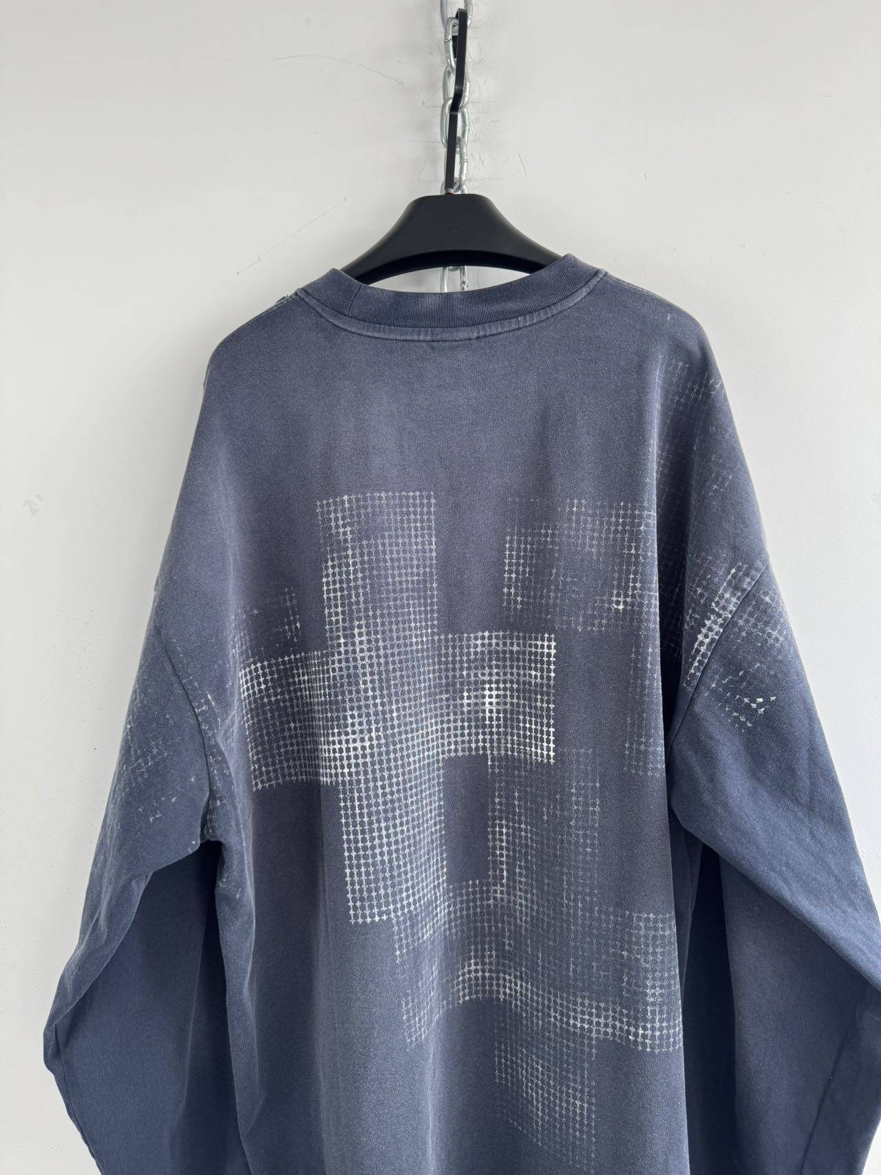 Spray-dyed T-shirt