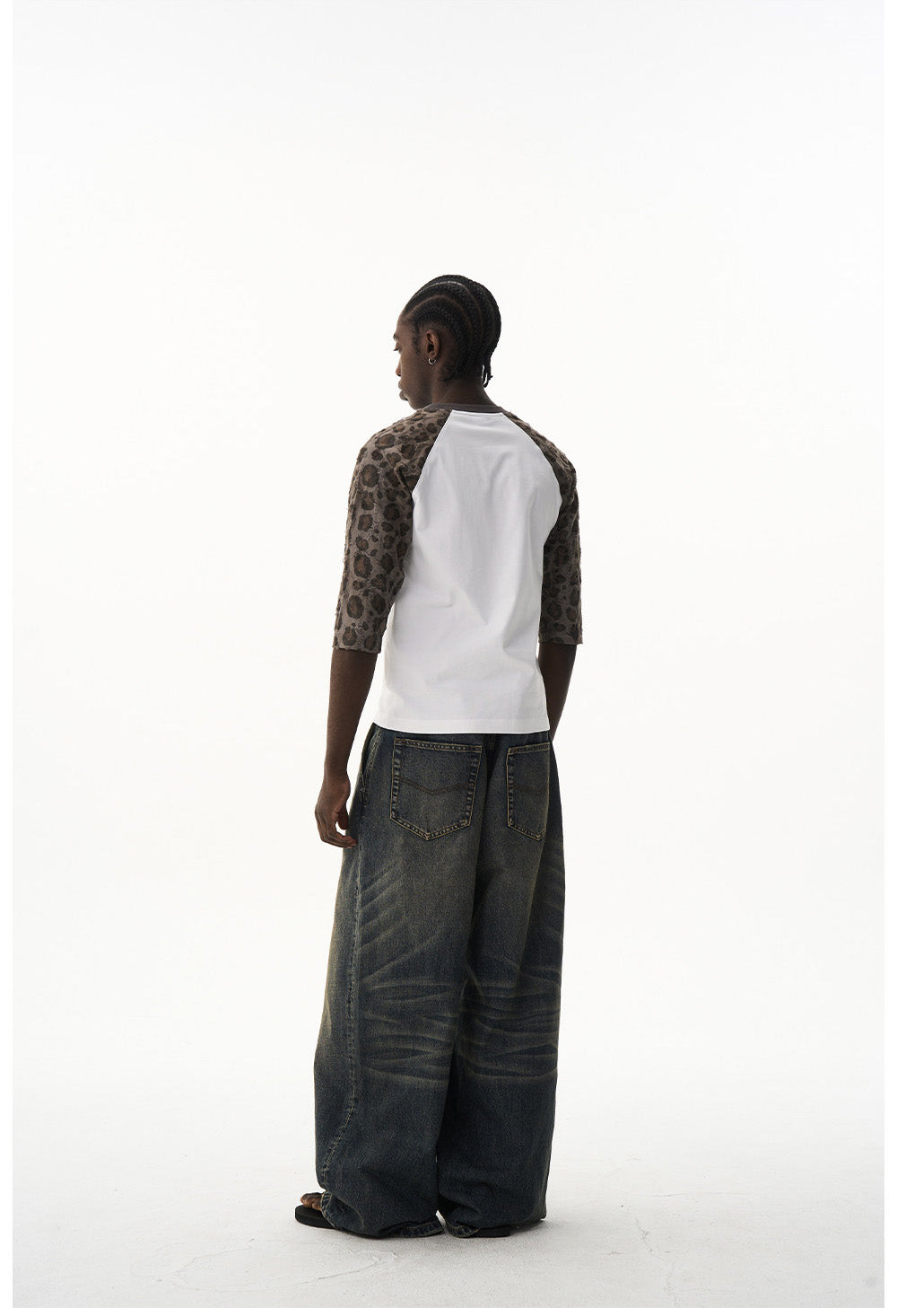 Raglan Leopard Print T-Shirt