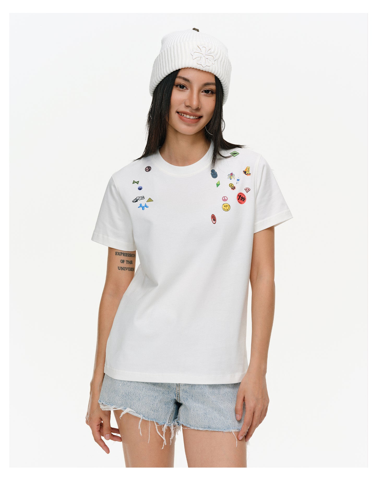 Thick sticker print T-shirt