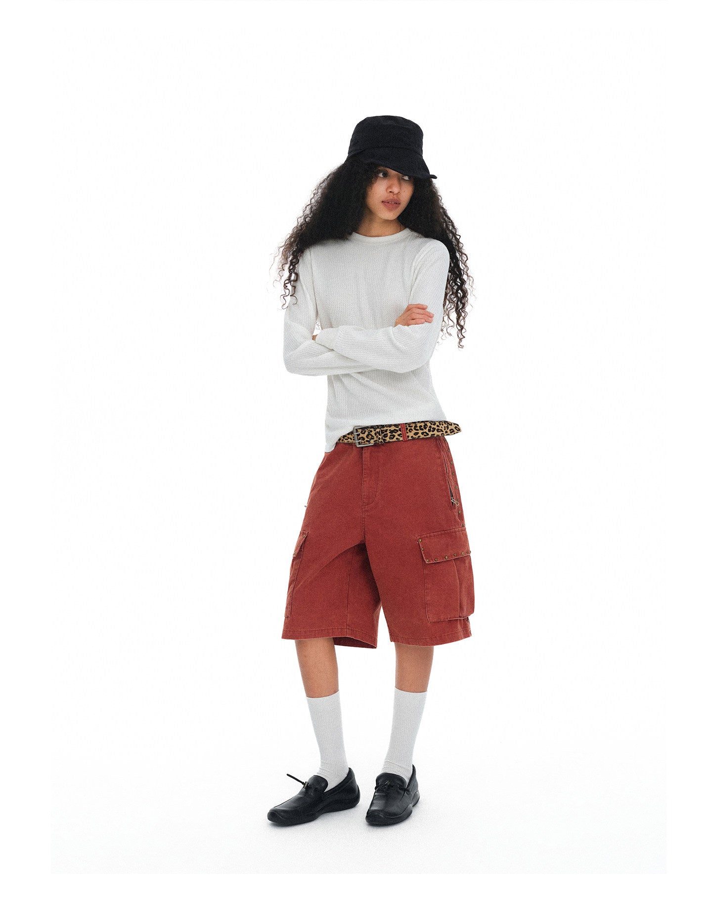 Multi-Pocket Loose Shorts