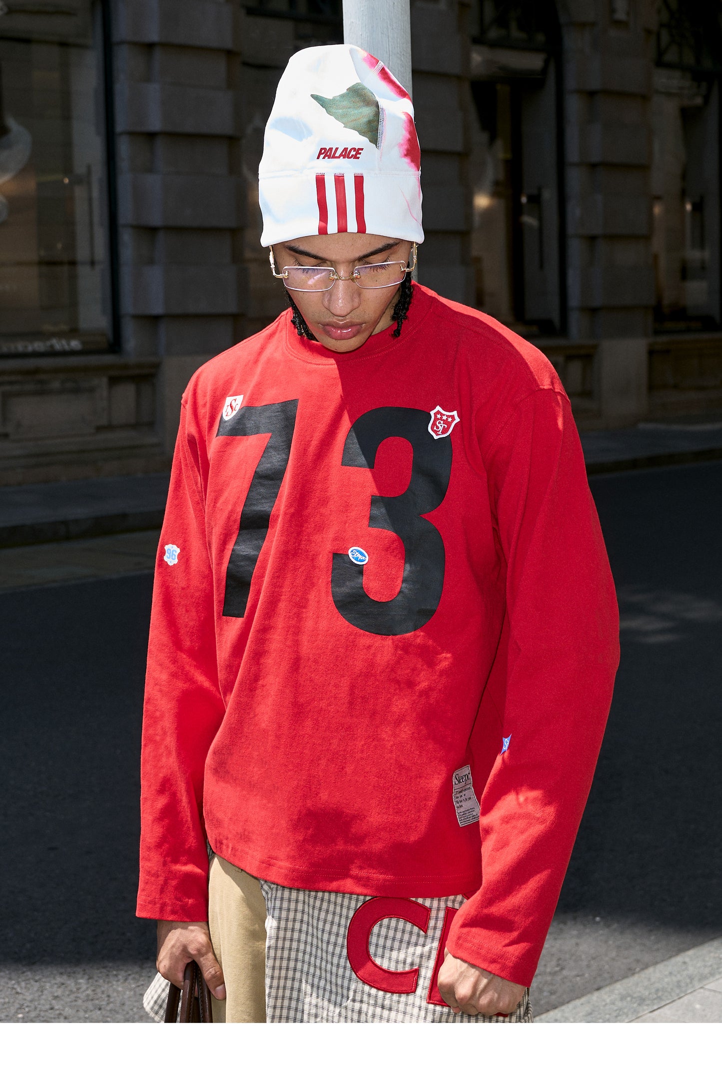 Round Neck Embroidered Print T-Shirt