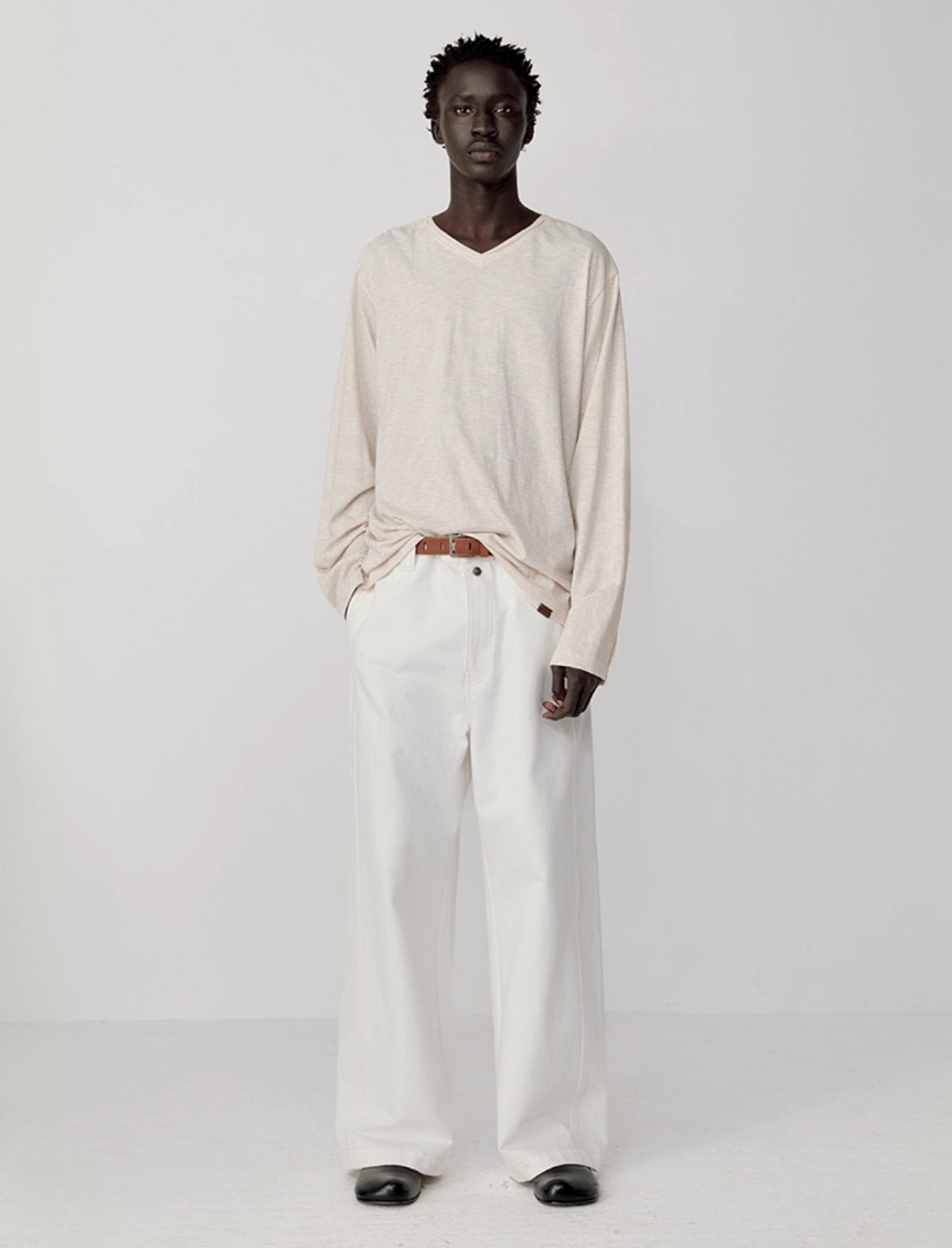 Retro Carl V-넥 T-셔츠