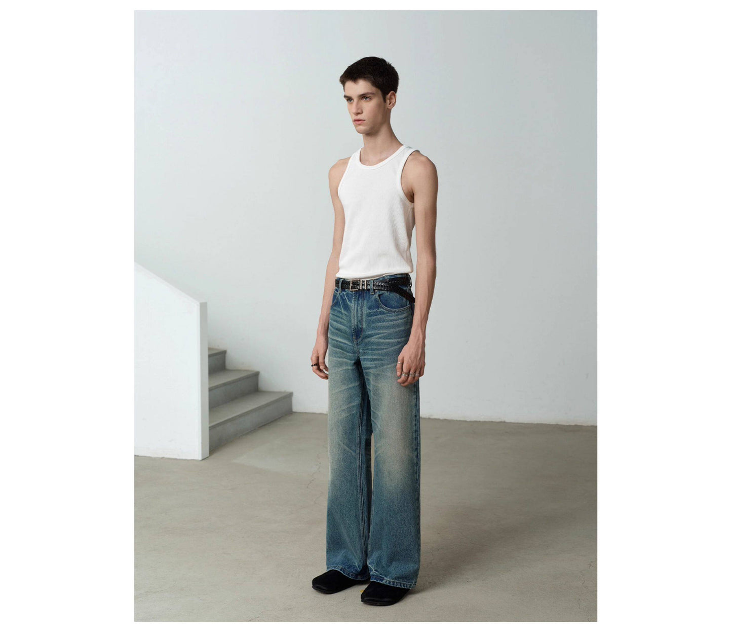 Distressed Wash Jeans