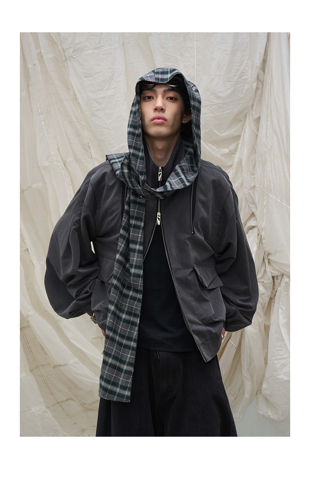 Removable decorative scarf