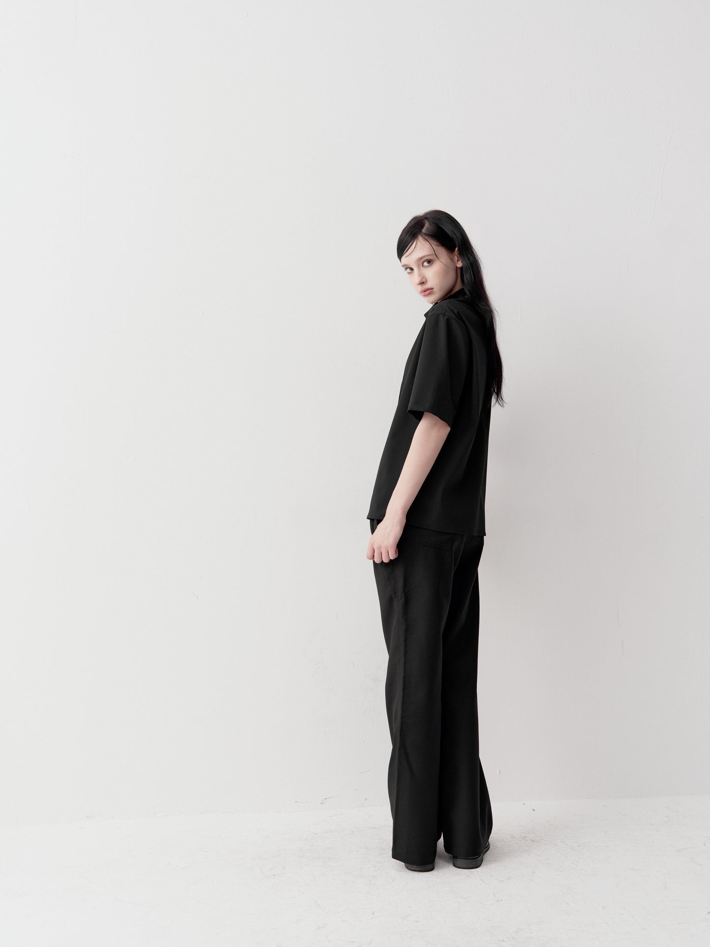 Lightweight Shirt with Stand-Up Collar