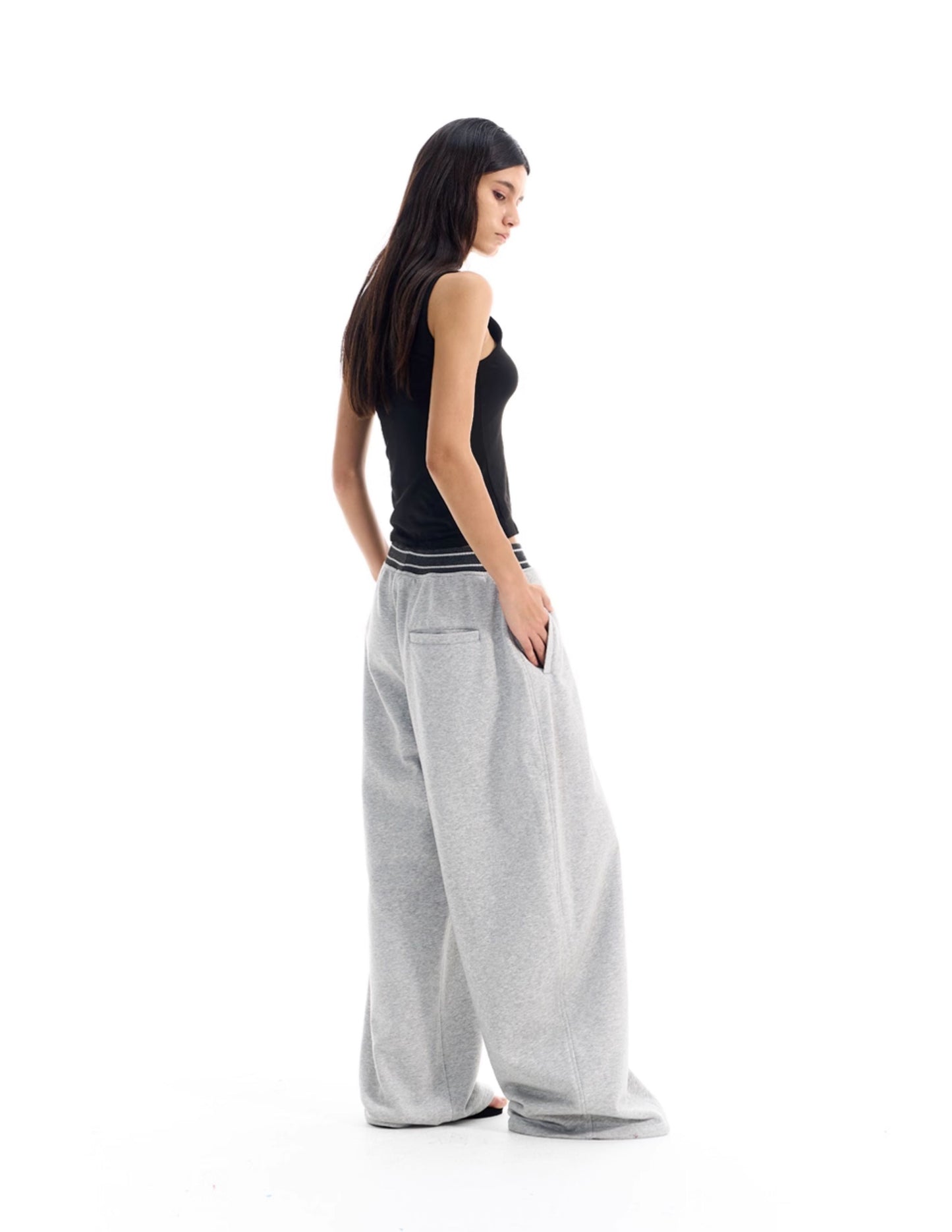 Curved Sweatpants