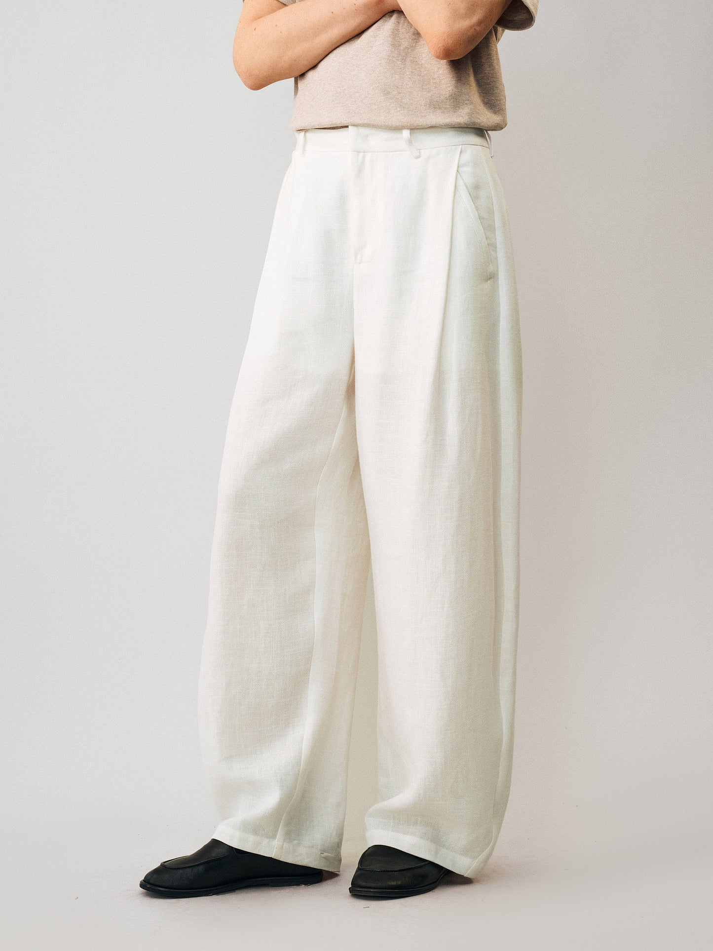 Simitara Side-Pleated Casual Pants