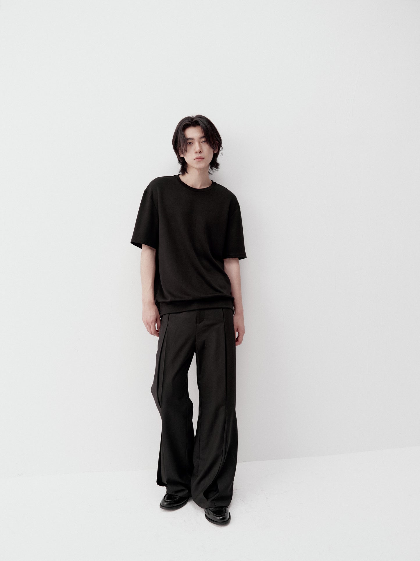 Inner-Work Pleated Wide-Leg Pants