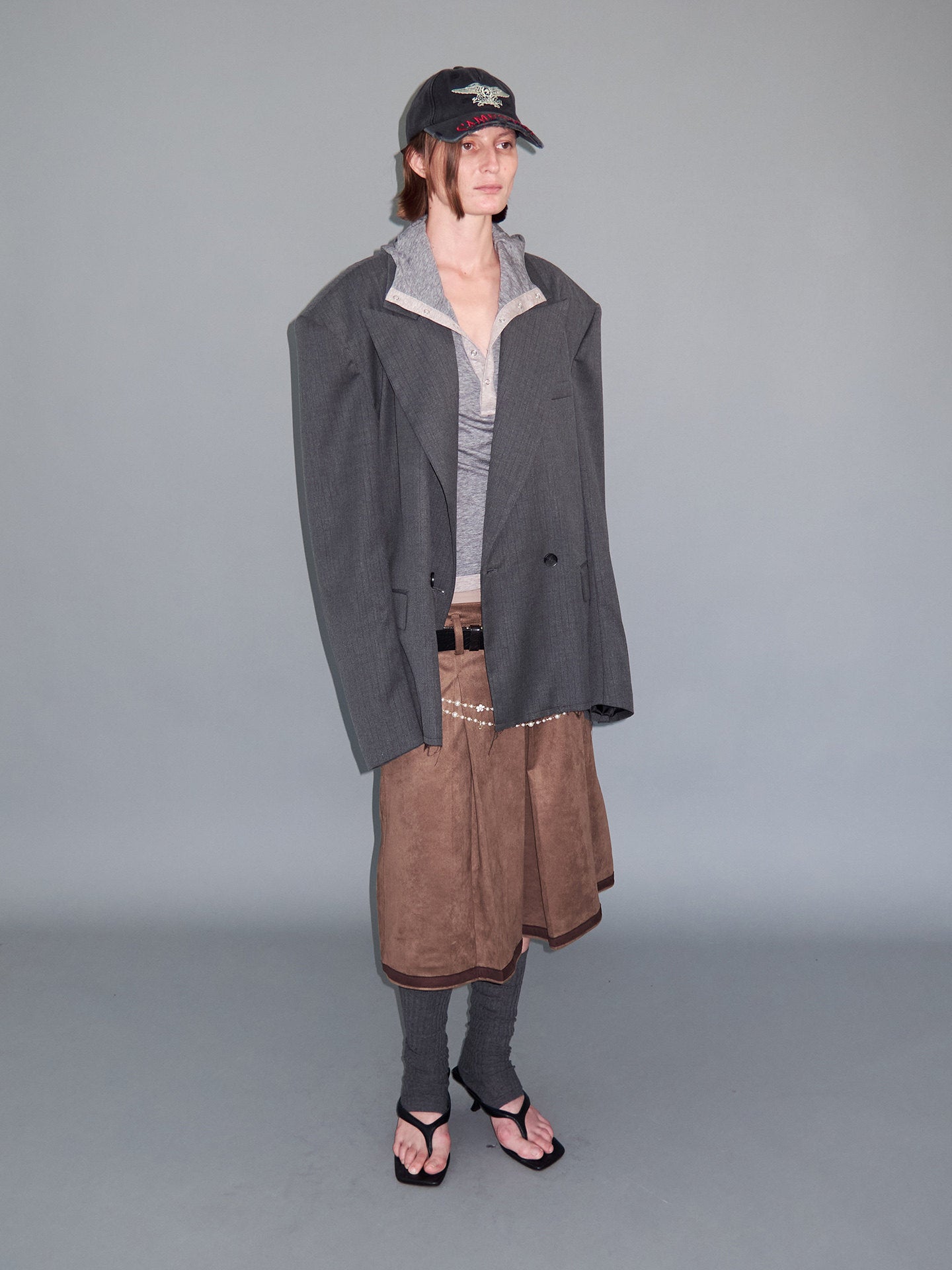 Jacket with Fake-Edge Hem Design