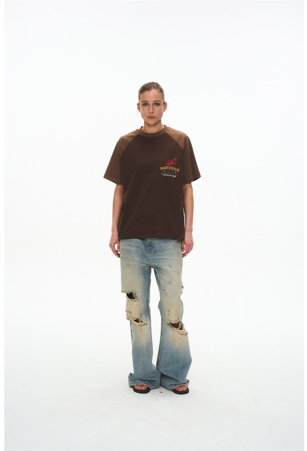 Round-neck raglan T-shirt