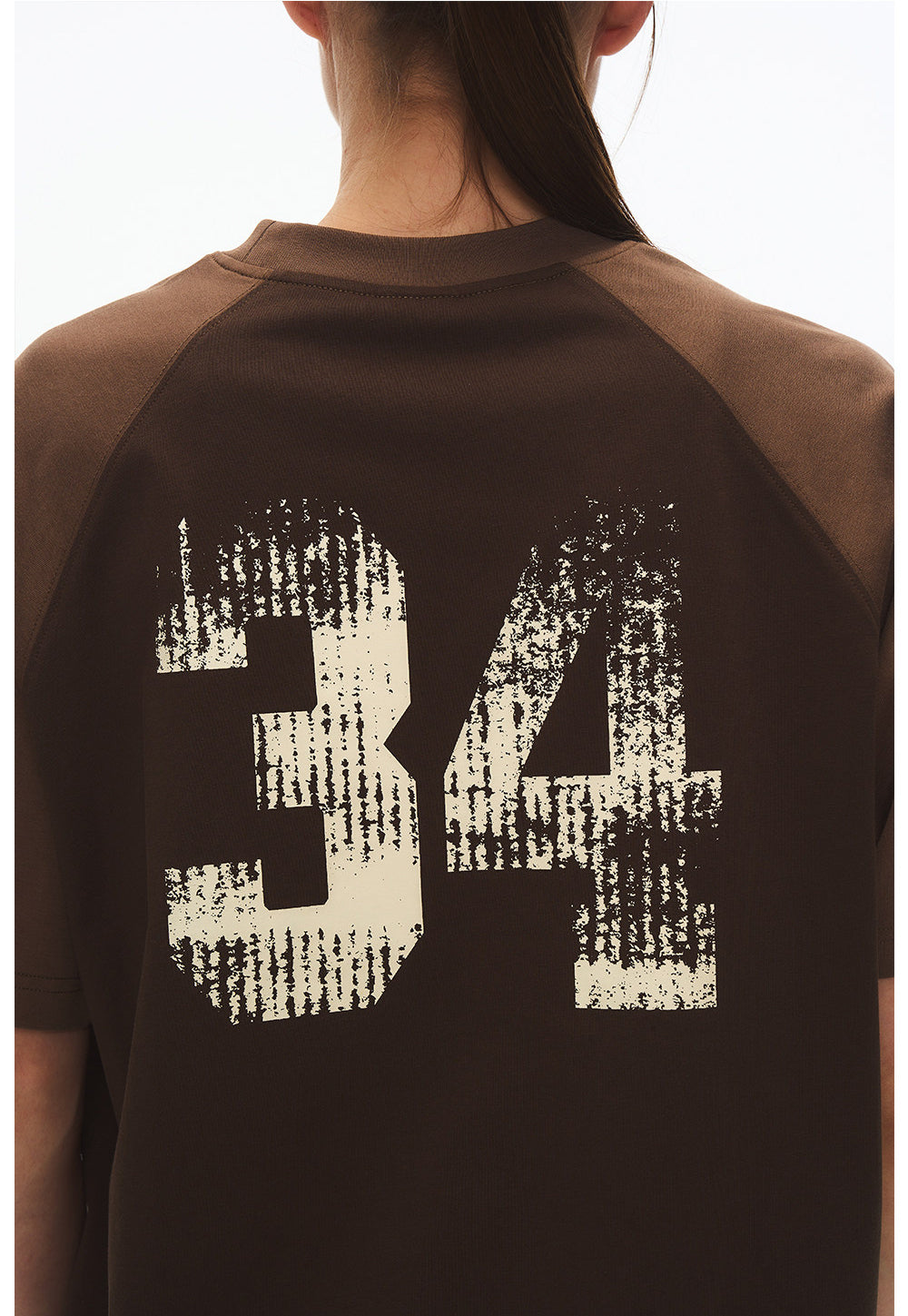 Round-neck raglan T-shirt
