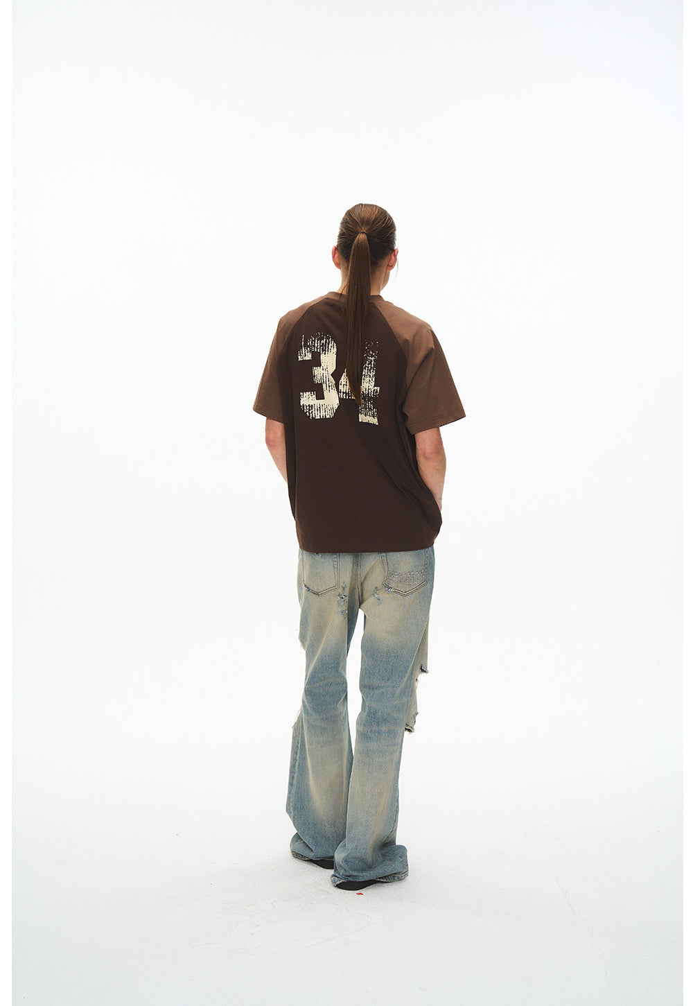 Round-neck raglan T-shirt