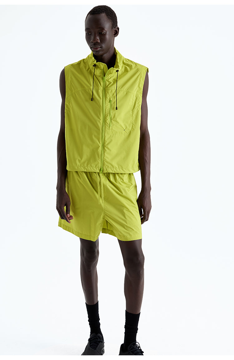 Water-repellent windshell vest