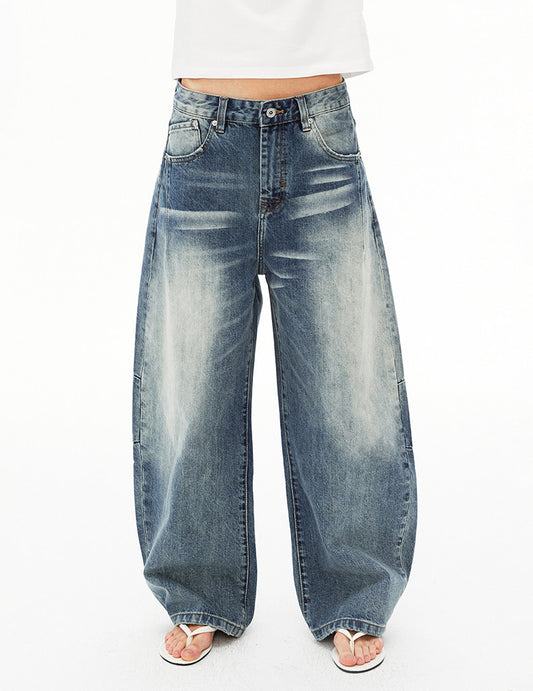 Minimalist Washed Simitar Jeans