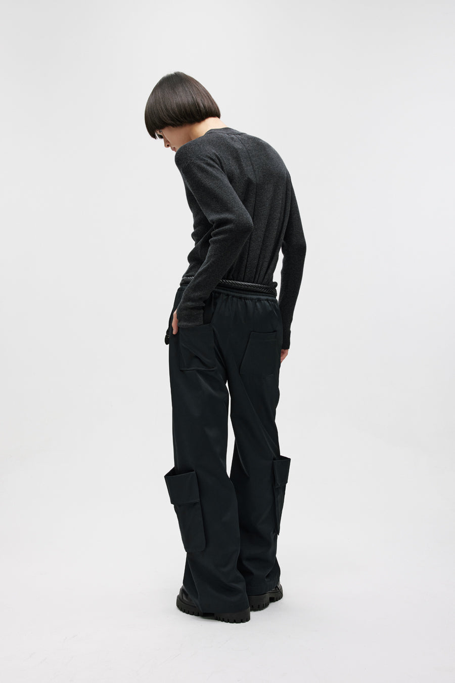 Anti-wrinkle patch pocket work pants