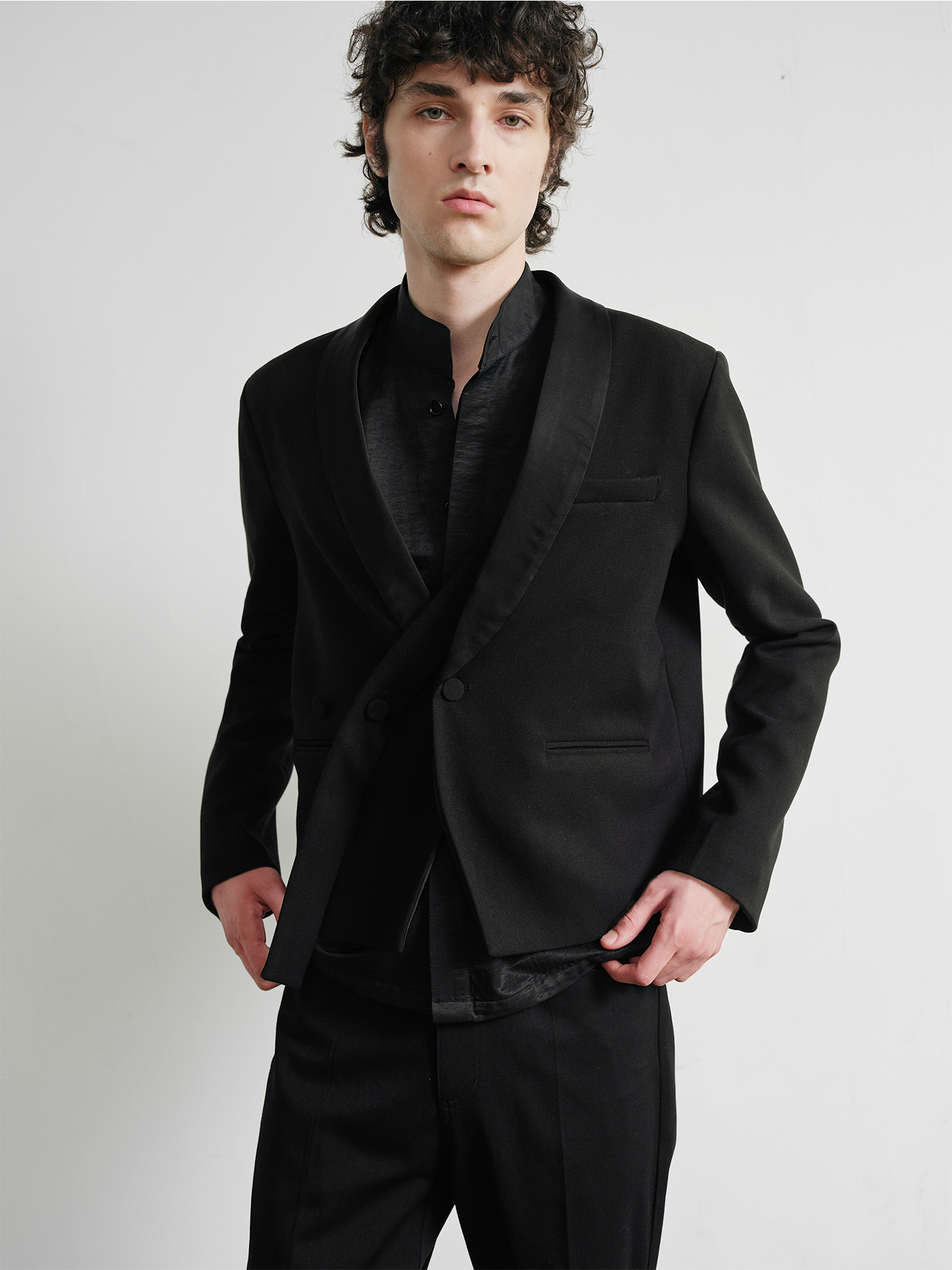 Straight Shoulder Jacket