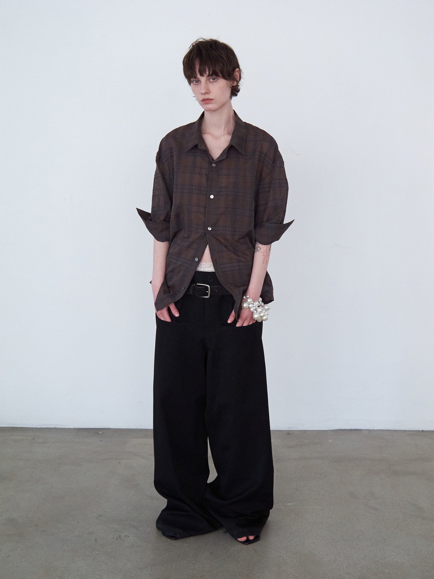 Mid-Sleeve Shirt with Rolled-Up Sleeves