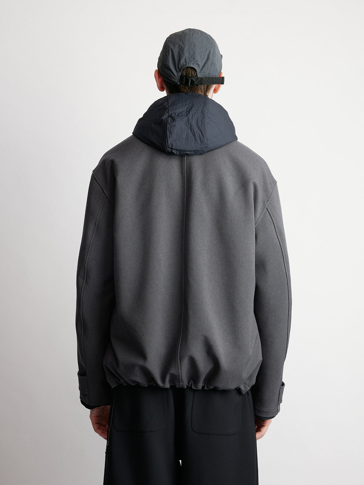 Short Wide Zipper Jacket