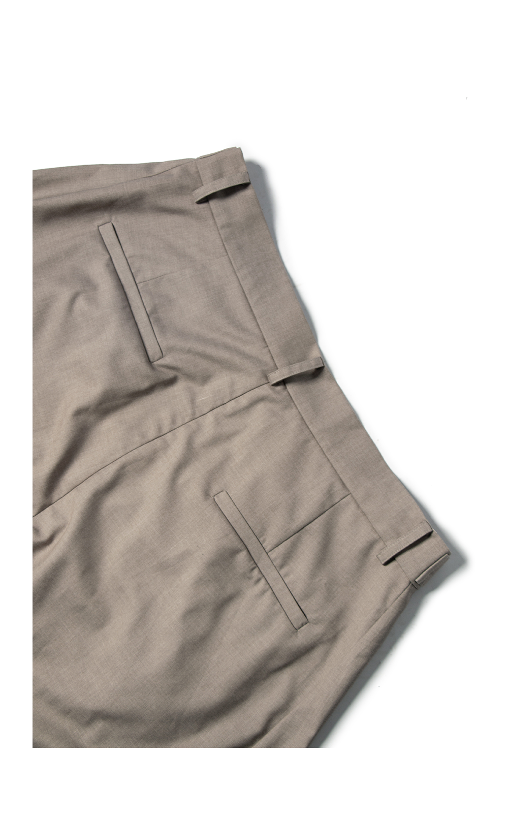 Loose-fitting scimitar silhouette Casual pants