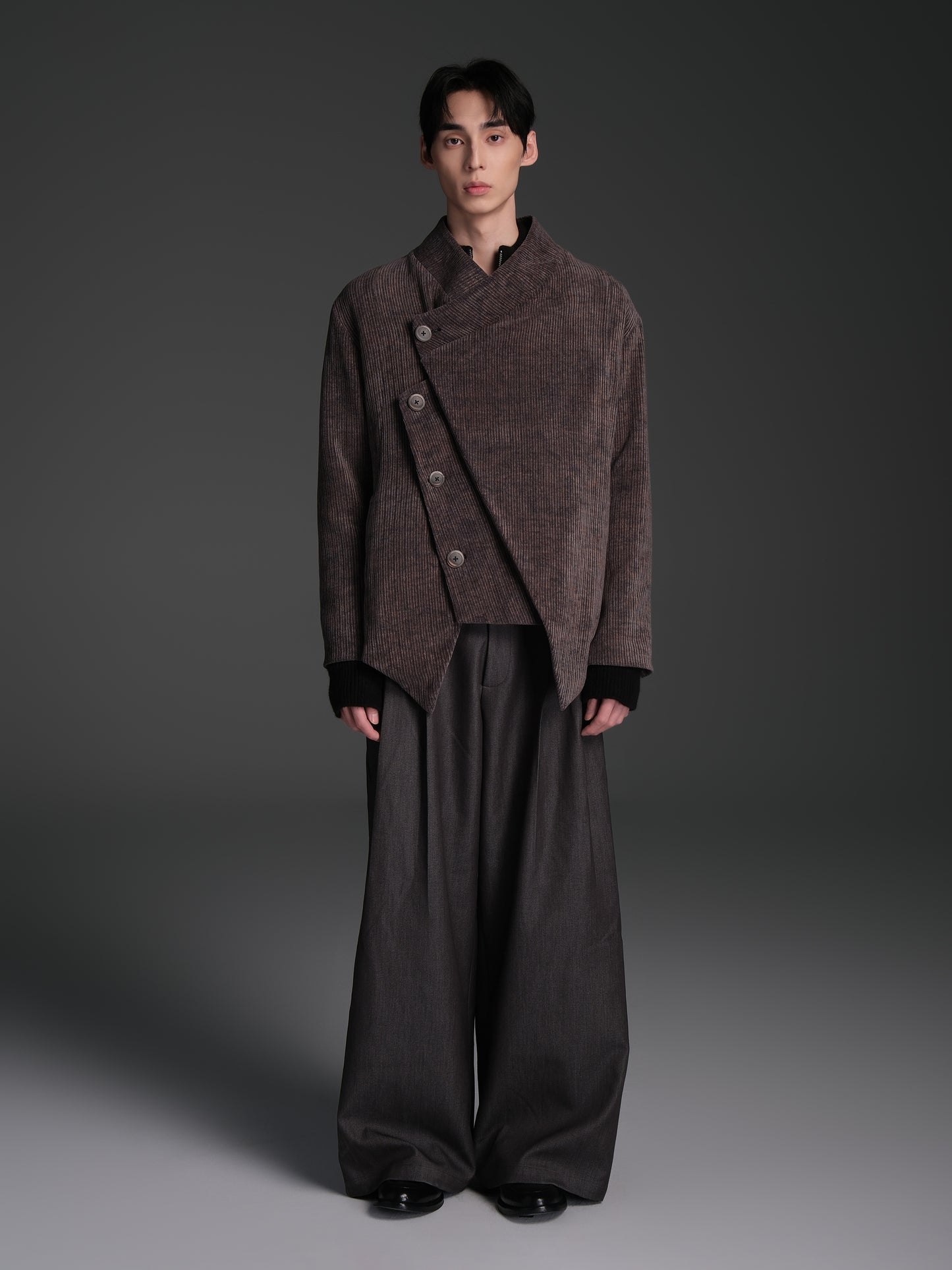 Double Pleated Straight Pants