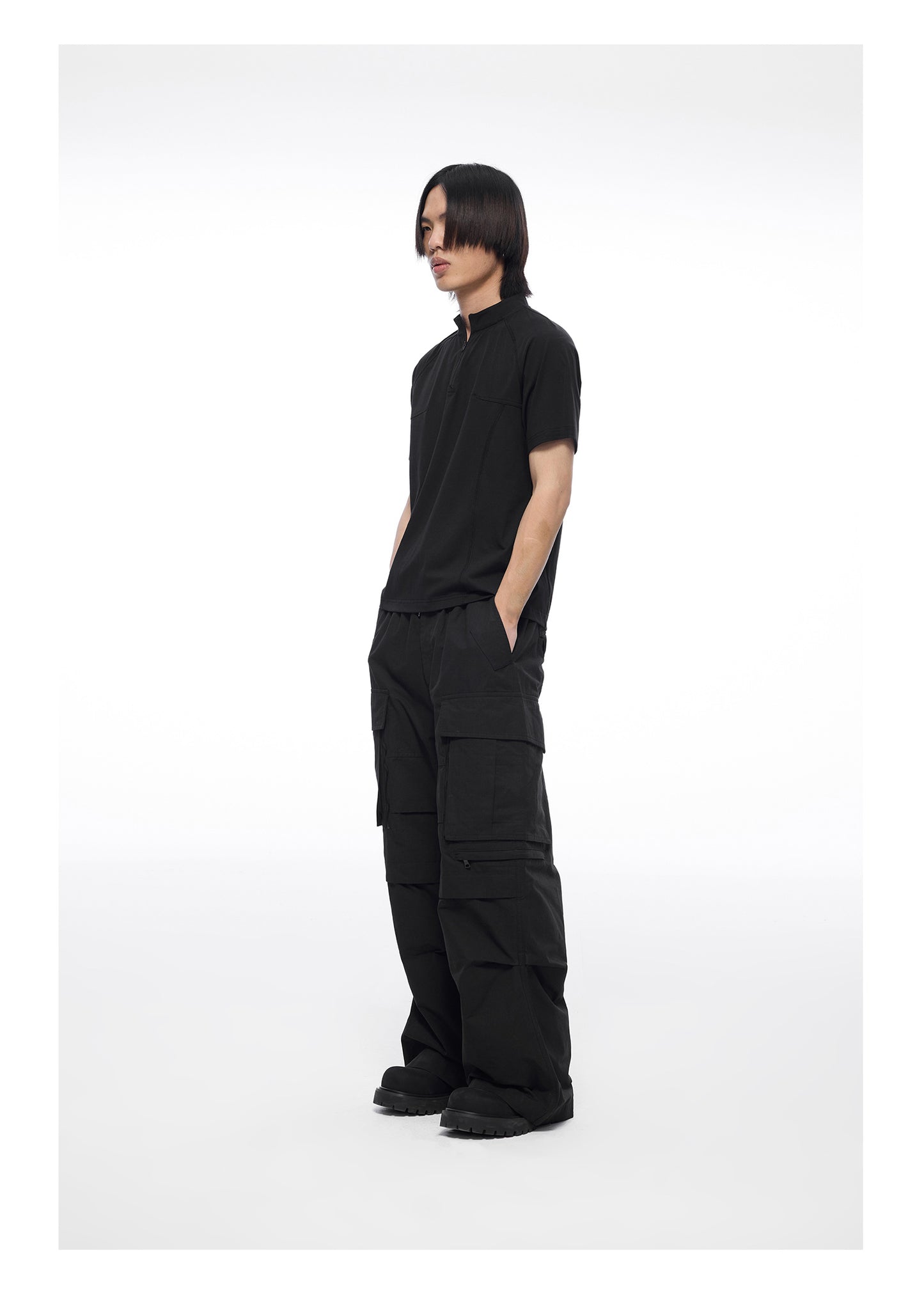 Multi-pocket pleated design paratrooper pants