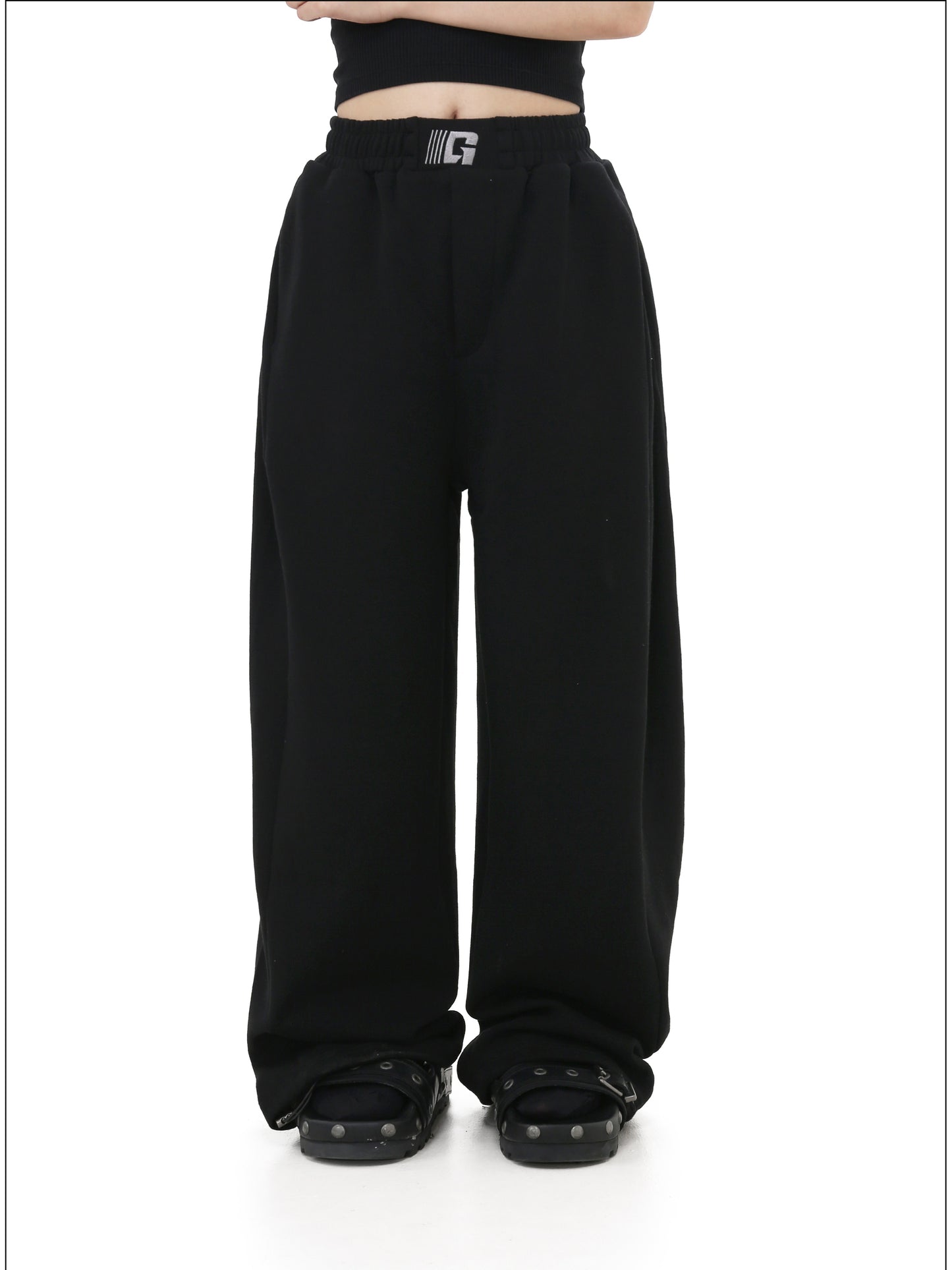 Embroidered Cuff Sweatpants